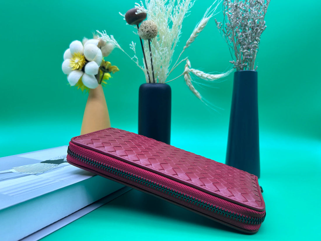 Gradient Pink Intrecciato Woven Leather Zip Long Wallet